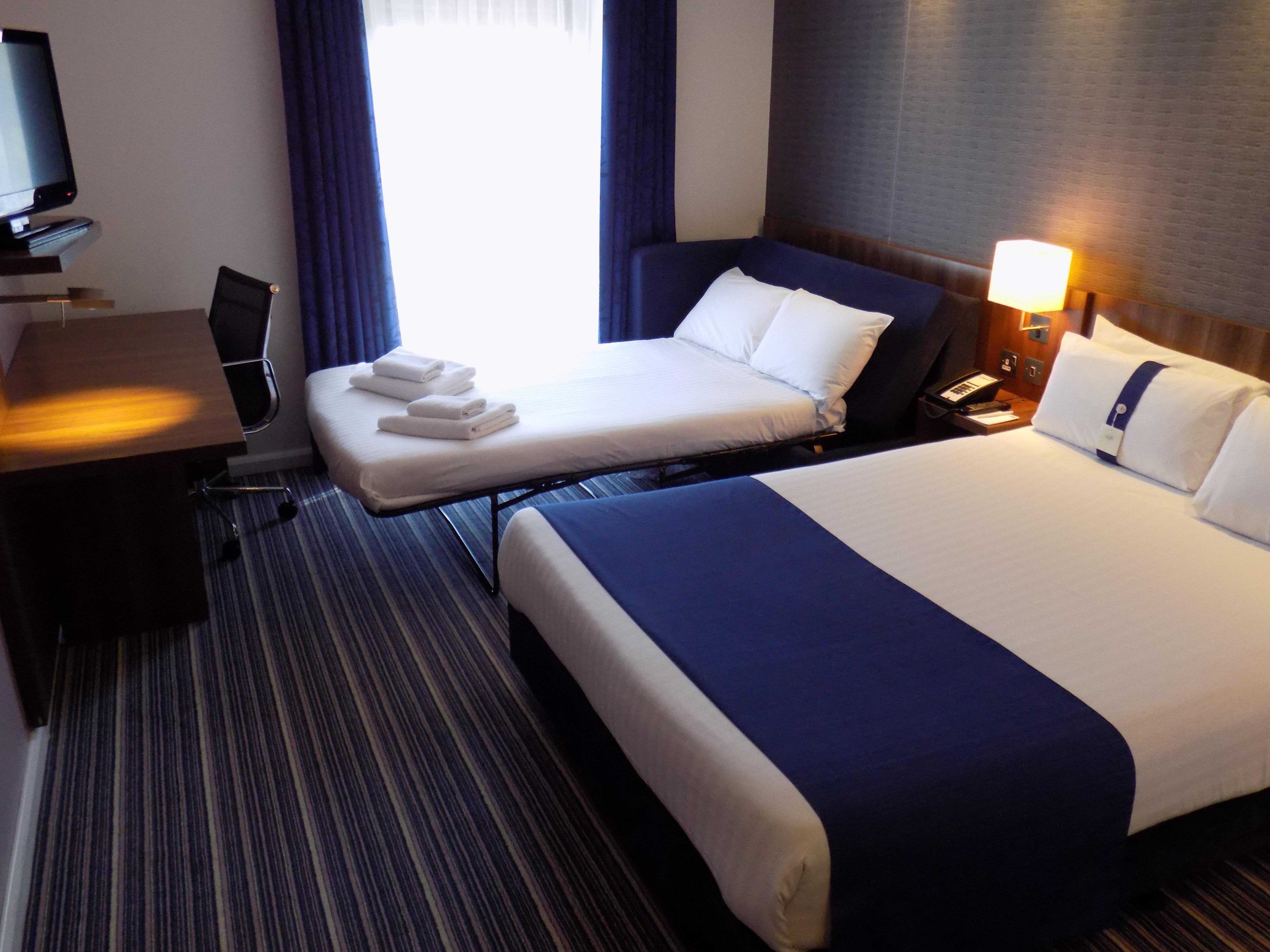 Holiday Inn Express Dunstable, An Ihg Hotel Eksteriør billede