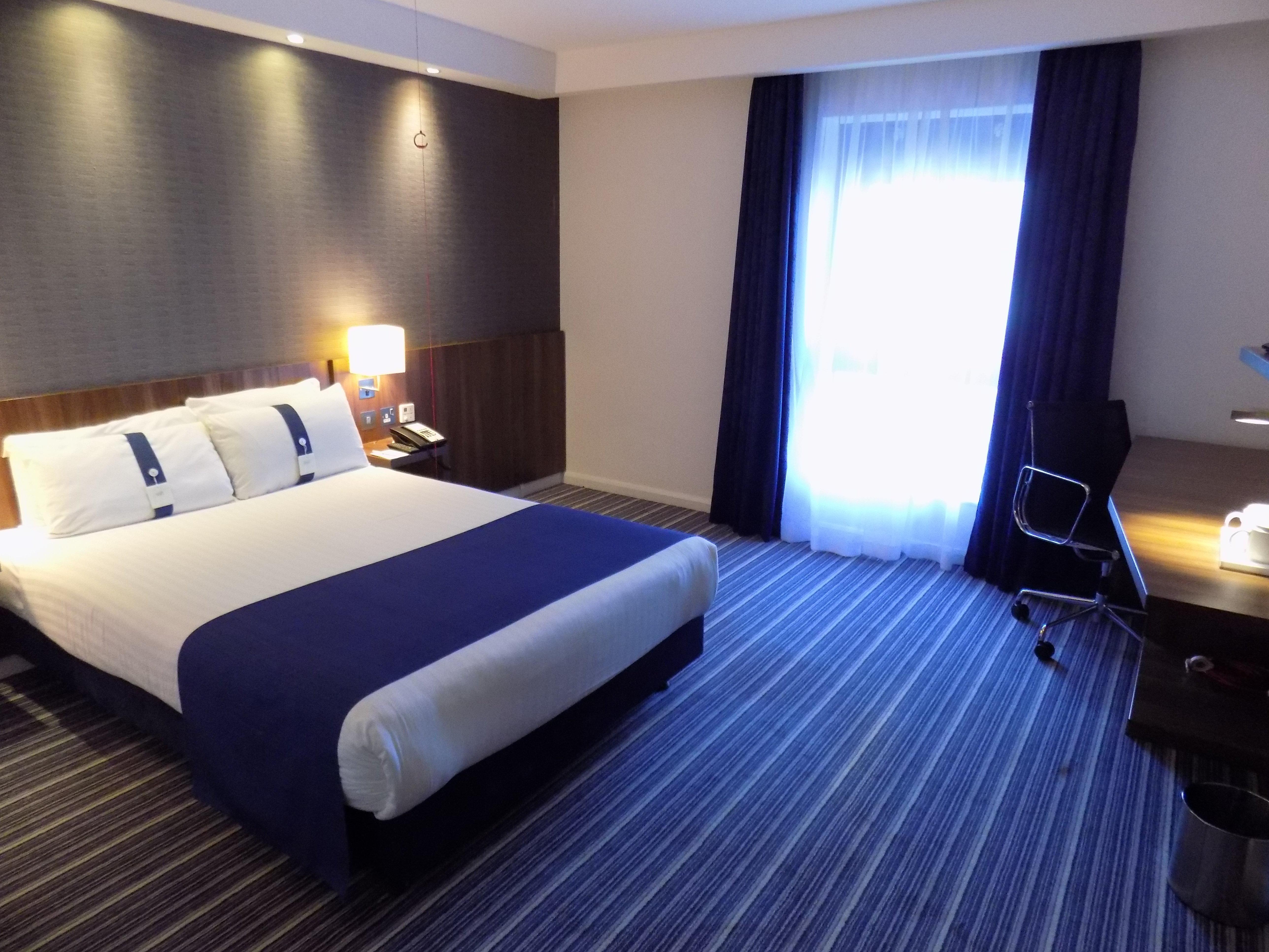 Holiday Inn Express Dunstable, An Ihg Hotel Eksteriør billede