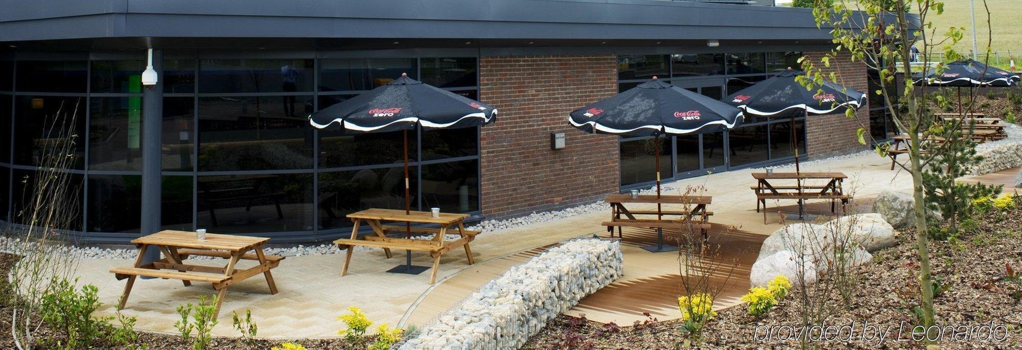 Holiday Inn Express Dunstable, An Ihg Hotel Eksteriør billede